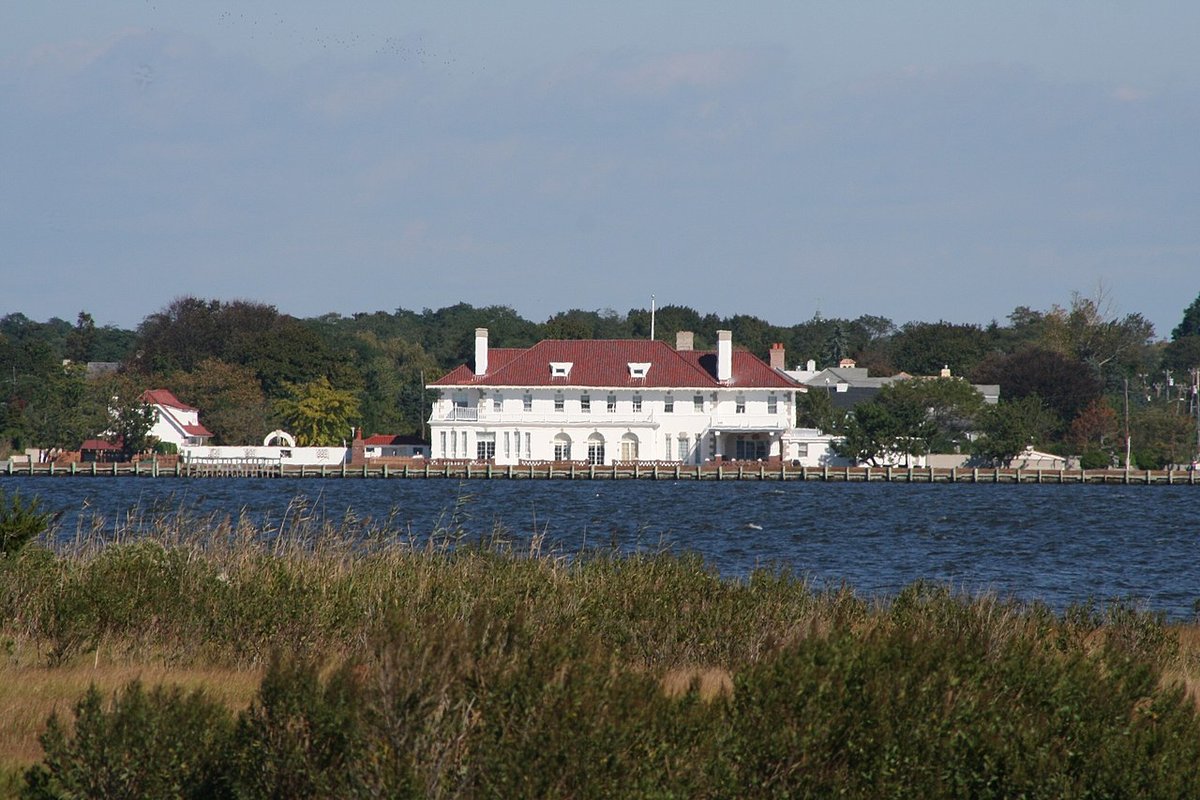 Holtsville, NY - Suffolk County (kondado sa Tinipong Bansa, New York) - Wikipedia